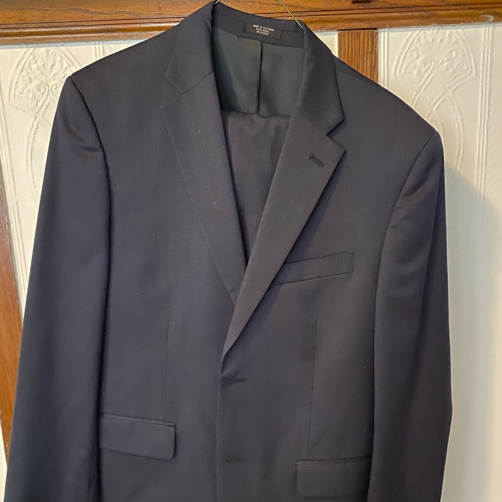 Navy blue 100% Wool Suit